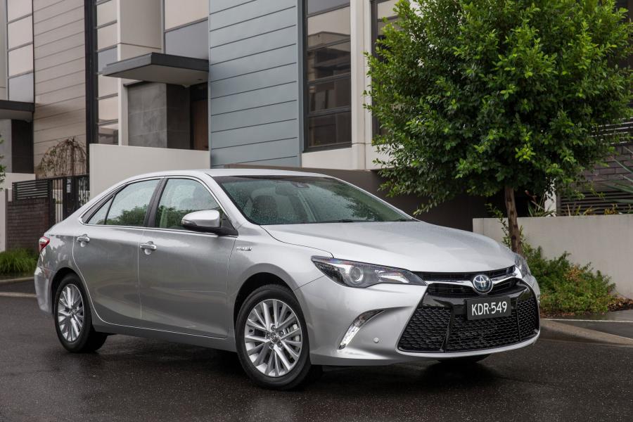 Toyota Camry Atara SL Hybrid '2015